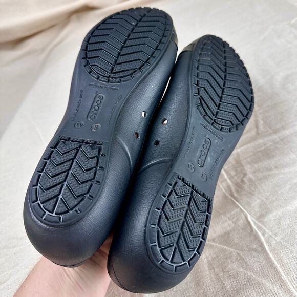 Crocs Women's Ballet Flats Black Size 8 Slip-On Round Toe Comfortable Shoes - Picture 7 of 8